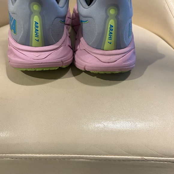 HOKA HOKA HOKA! - Picture 4 of 4